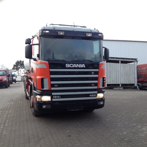 7156 - Tankbil - SCANIA - Type: 420 / 124L