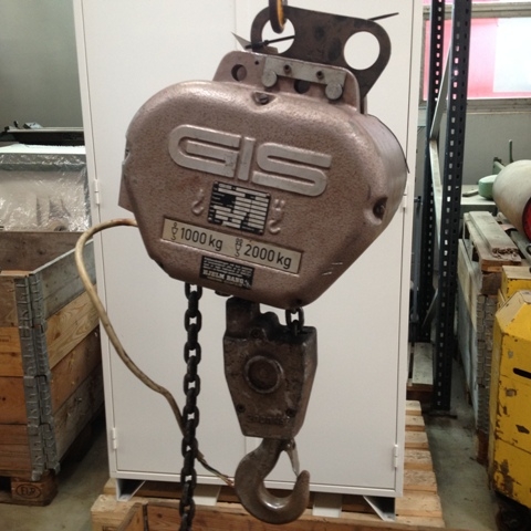 7164 - Electric Chain Hoist - GIS - 2000kg