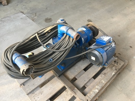 7614 - Snekkepumpe med elmotor