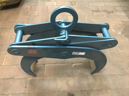 7648 - NEW Lifting Yoke