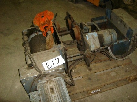 2420 - 612 - Munck Spil - Type 6263 53u04 - 1,5 Ton - 2-strenget