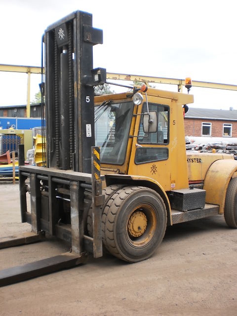 1613 - Fork Lift HYSTER, type H275H, Diesel operated