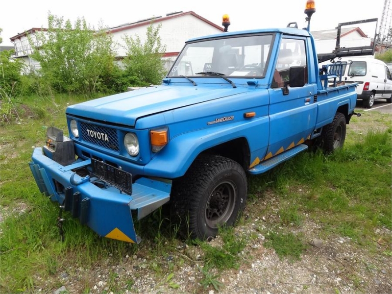 6329 - Grillvogn - TOYOTA Landcruiser