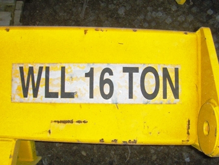 1966&nbsp;-&nbsp;LØFTEÅG. Løftekapacitet. 16 Ton, længde 2500 mm.