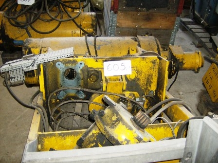 2098 - 605&nbsp;-&nbsp;Munck Spil   type 223 - 2423      8 T      4-strenget