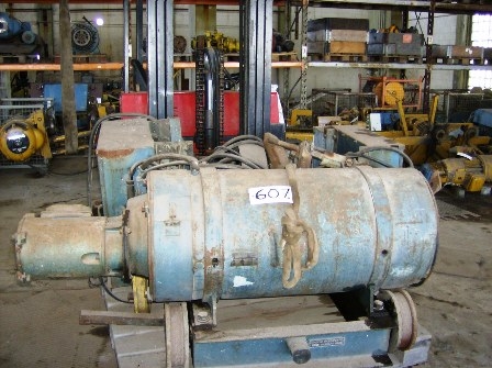 2100 - 607&nbsp;-&nbsp;Munck  Spil  type 226 - 1325     7,5 T      4-strenget