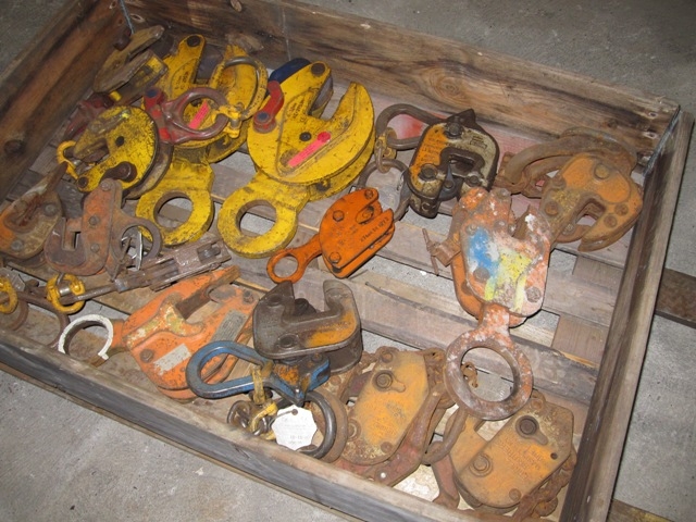 2842&nbsp;-&nbsp;Løftekløer - Pladekløer